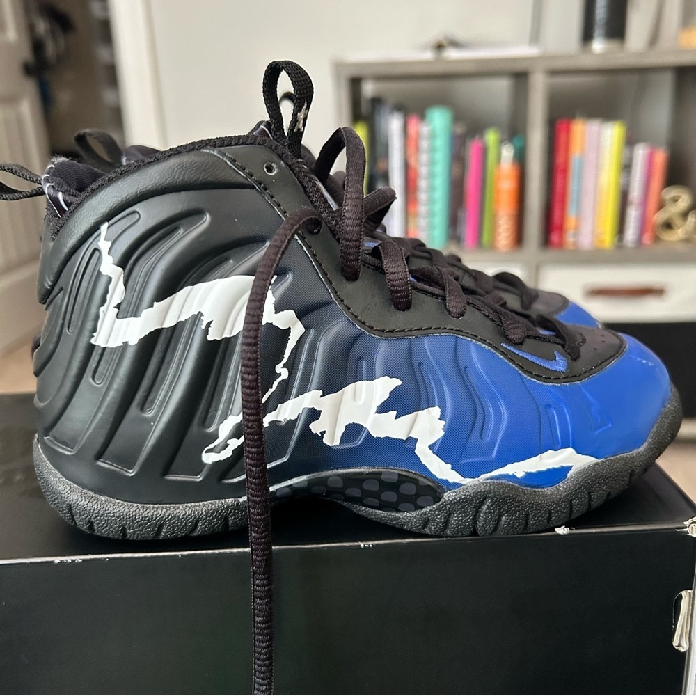 Nike Air Little Posite One | kids 11C (PS) | blk blue wht | Good Condition - Picture 2 of 9